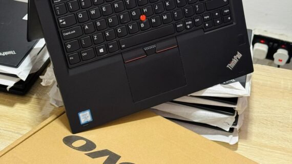 LENOVO THINKPAD X380 Yoga (UK USED)