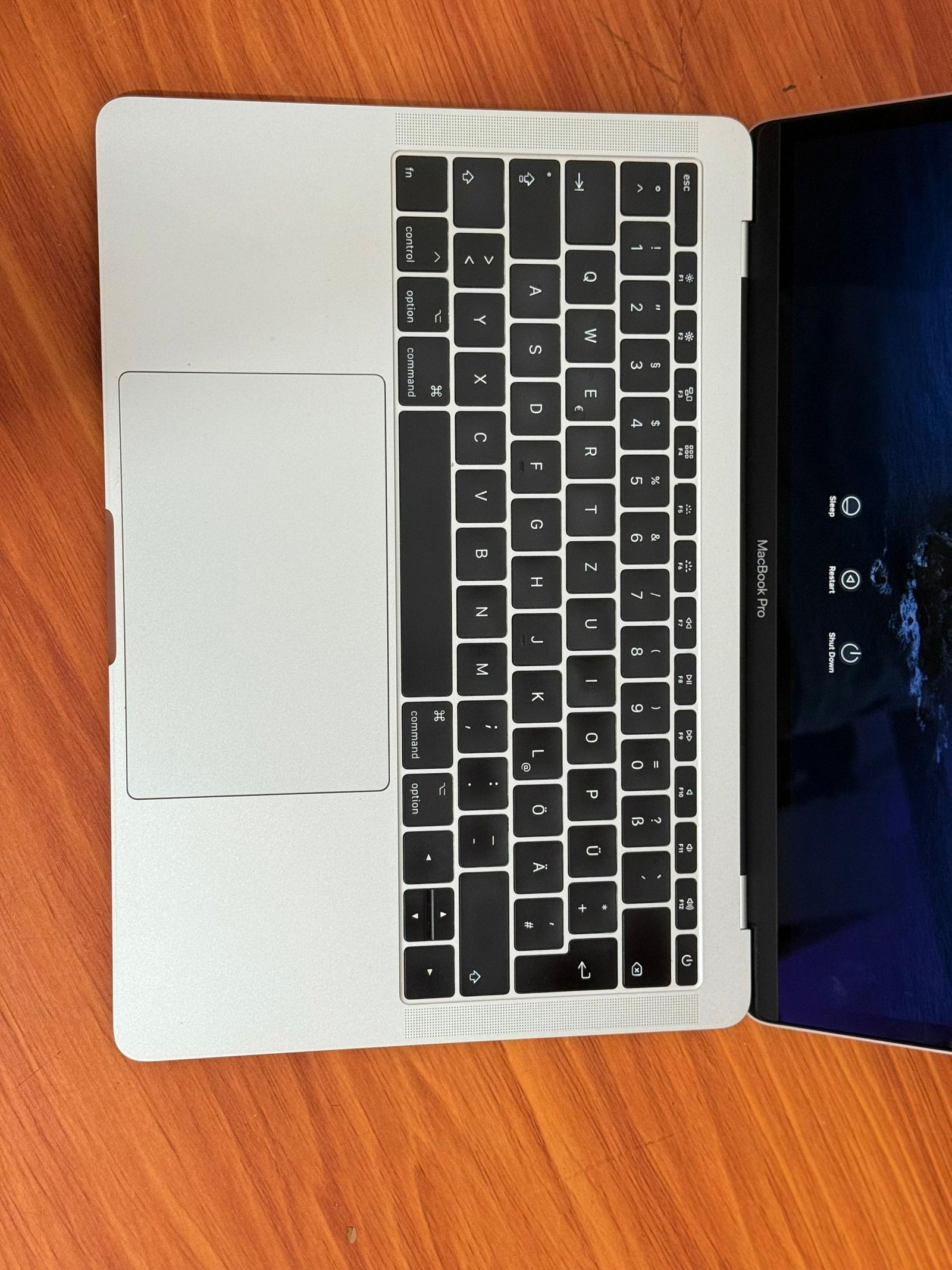 MacBook Pro 2017 (USA Used) - Image 3