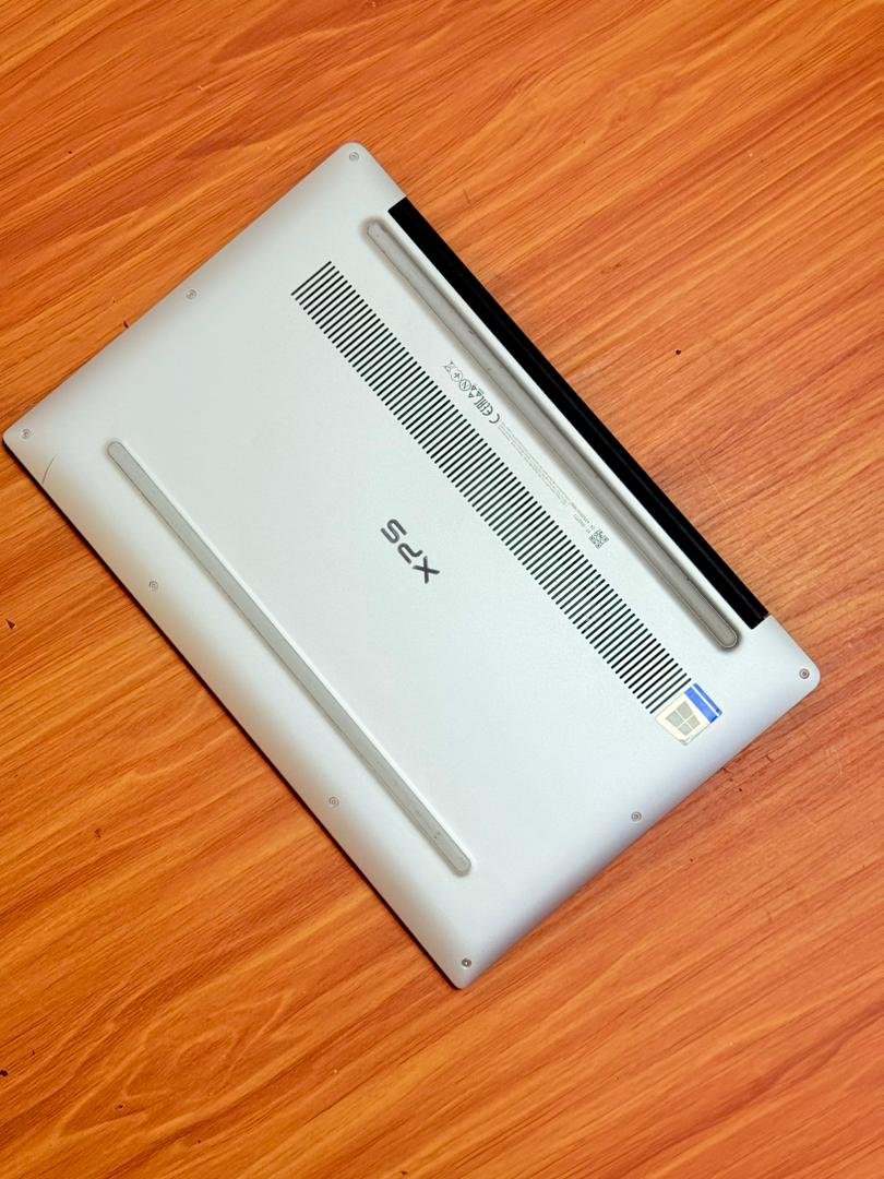 Dell XPS 13 9370 Touchscreen - Image 3