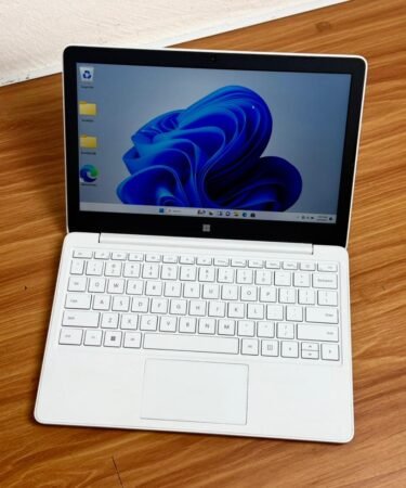 Microsoft Surface Laptop SE