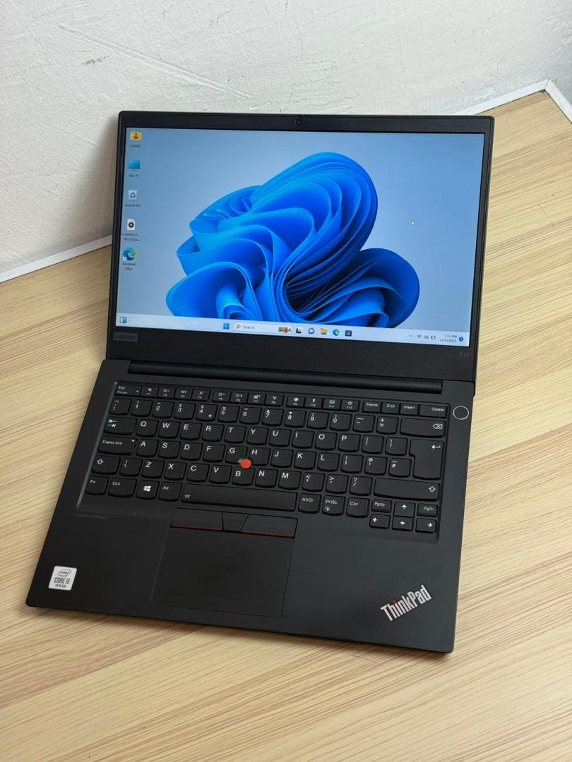 Lenovo ThinkPad E14 - Image 2