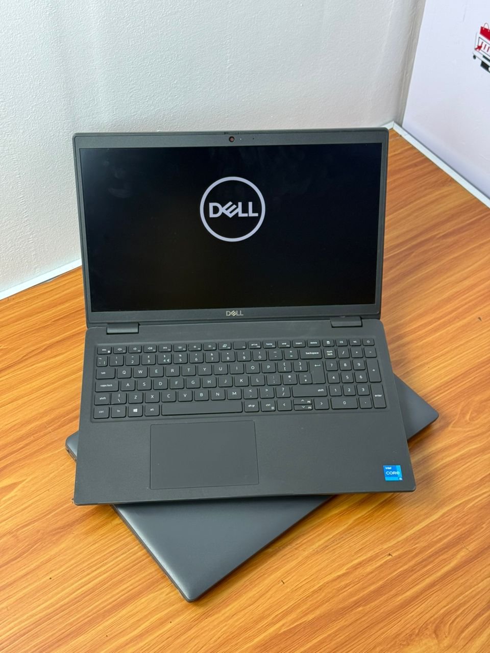 Dell Latitude 3520 - Image 3