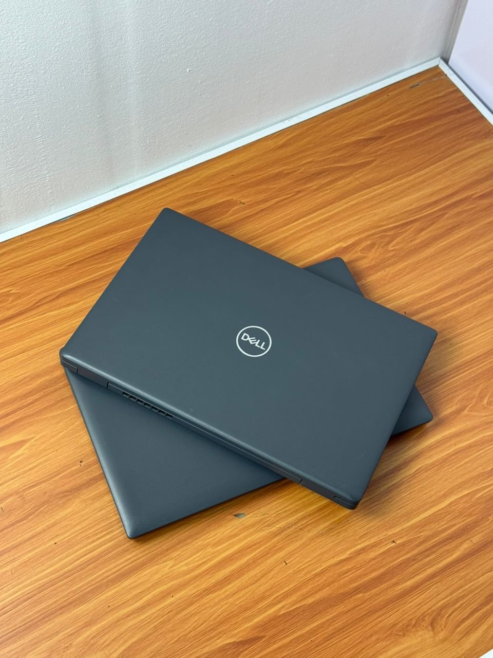 Dell Latitude 3520 - Image 5